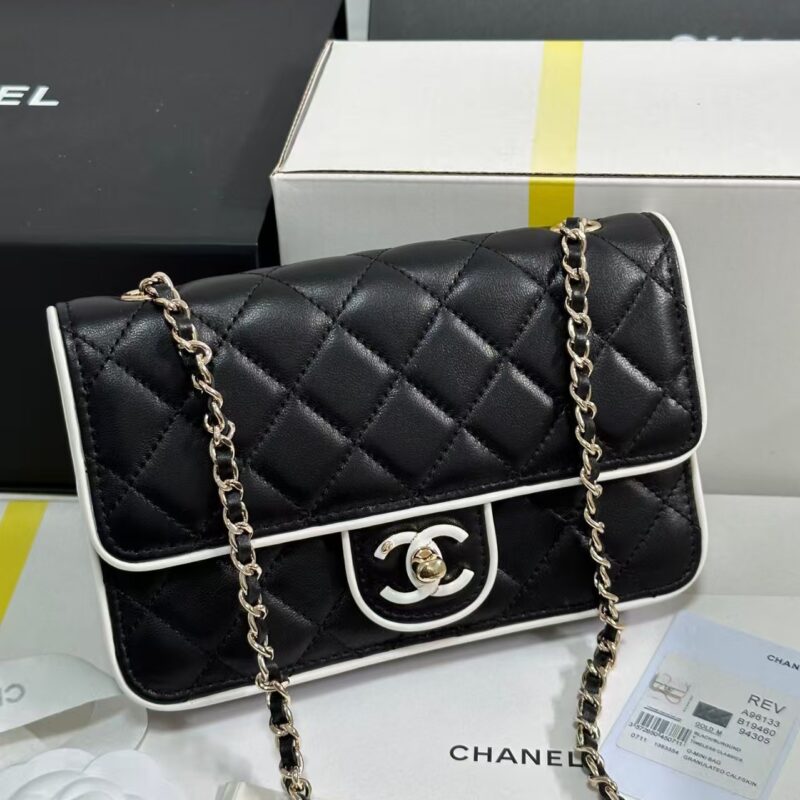 CHANEL ONANEL